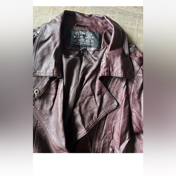 Blanc Noir Women’s M Moto Jacket Vegan Faux Leather Full Zip Pockets Purple NEW - Picture 3 of 15